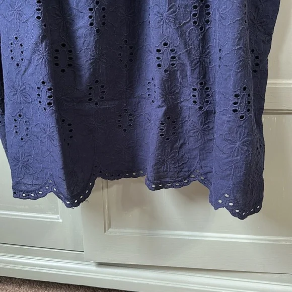 Lace detailed blouse - Picture 4 of 6